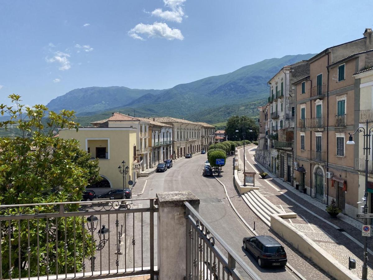 Ferienwohnung Terrazza Su Tocco Tocco da Casauria Exterior foto