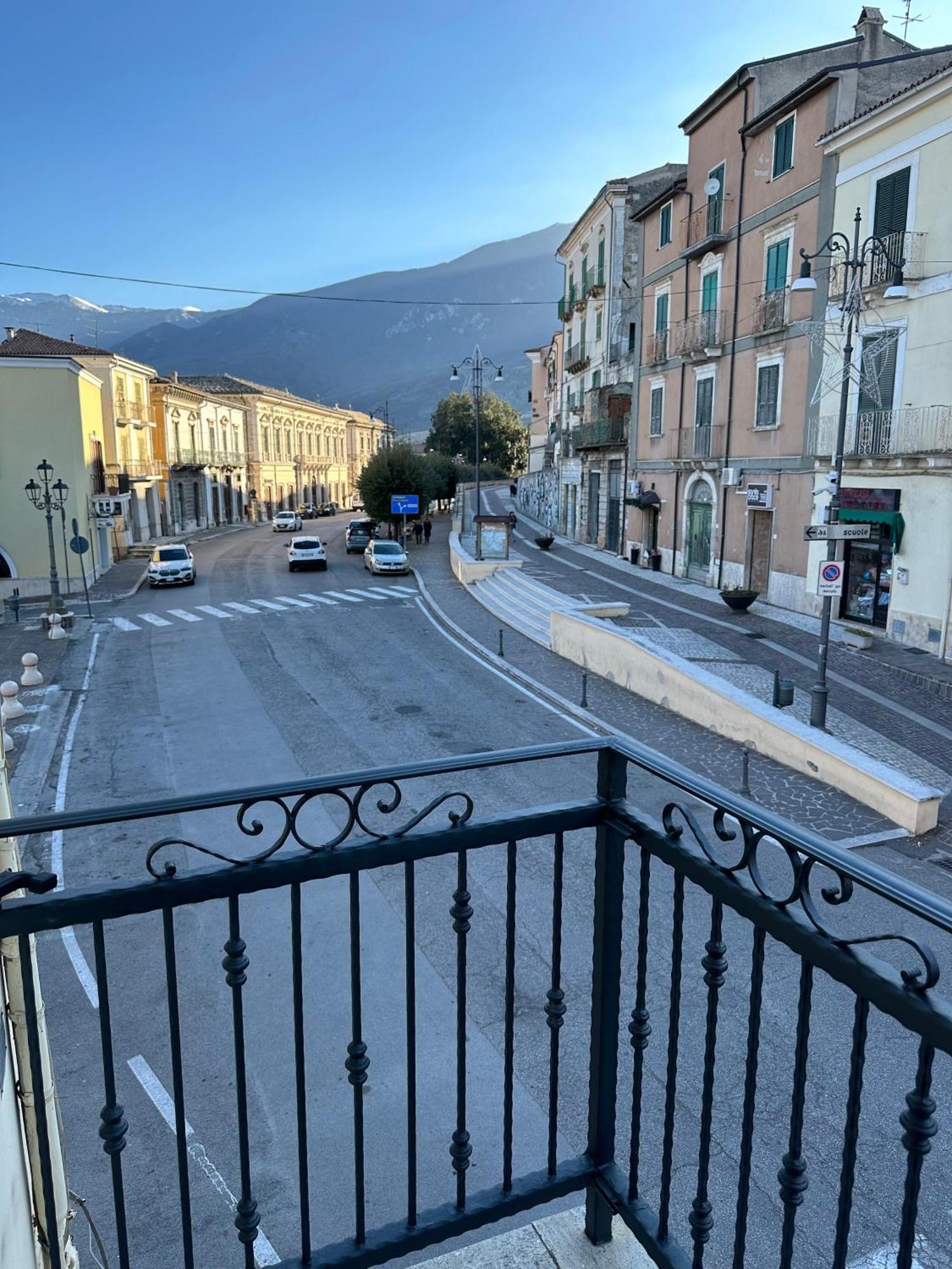 Ferienwohnung Terrazza Su Tocco Tocco da Casauria Exterior foto