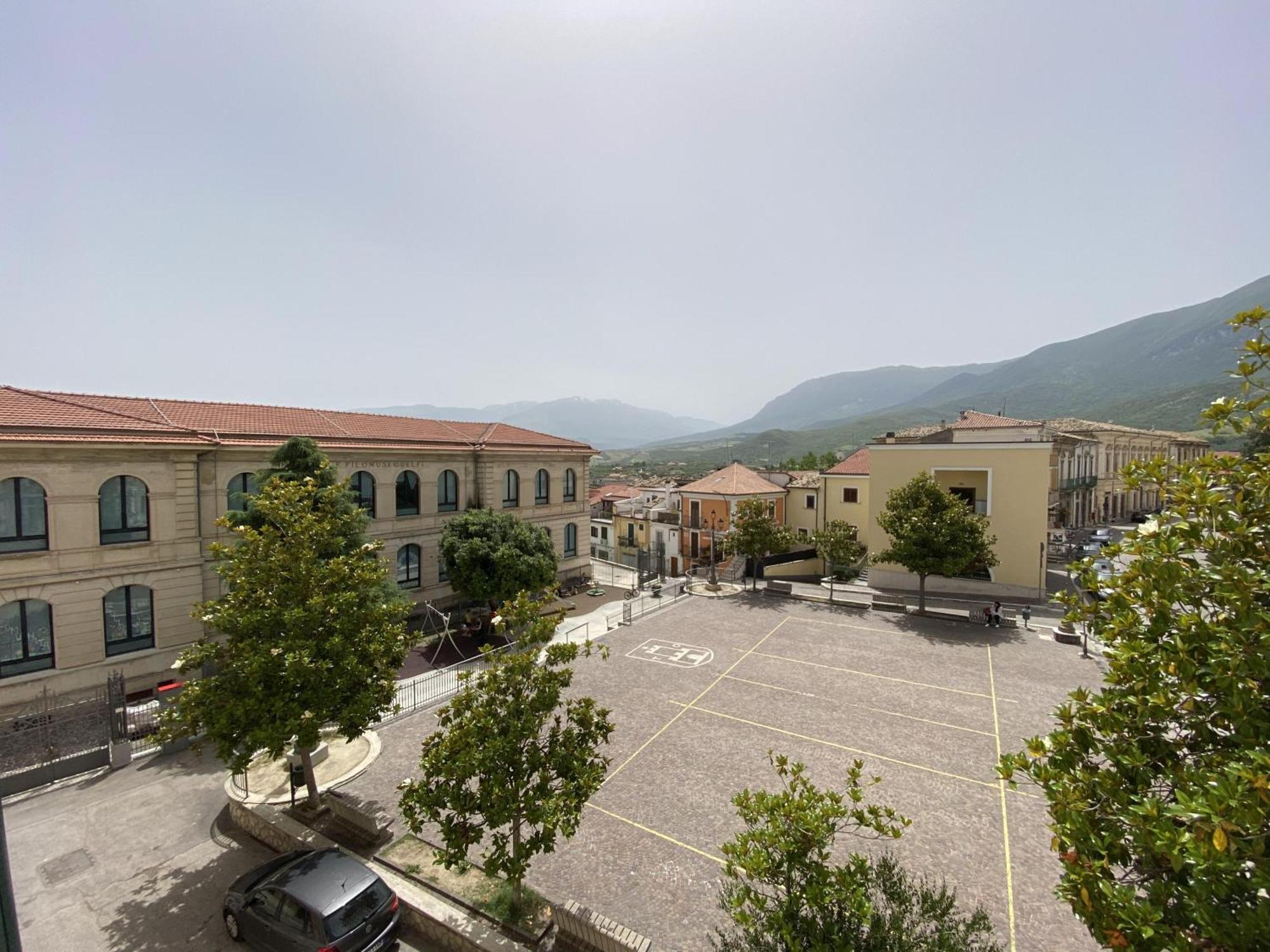 Ferienwohnung Terrazza Su Tocco Tocco da Casauria Exterior foto