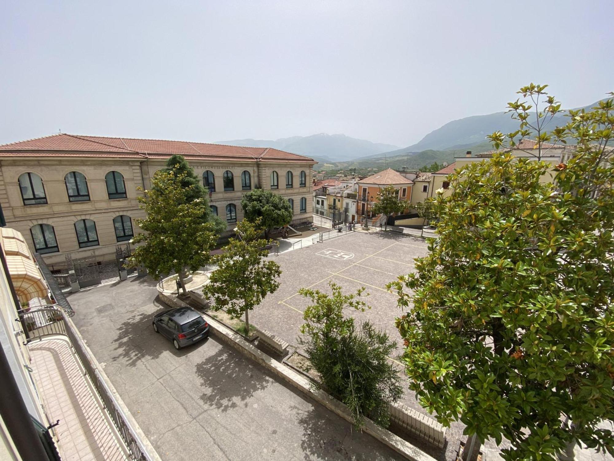 Ferienwohnung Terrazza Su Tocco Tocco da Casauria Exterior foto